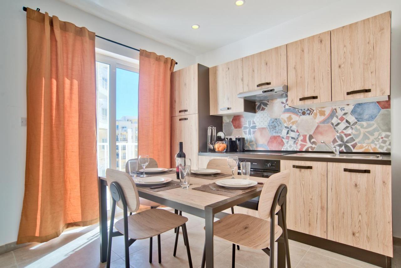 Sliema 2-Bedroom Central Apartments And Penthouse With Jacuzzi Ngoại thất bức ảnh